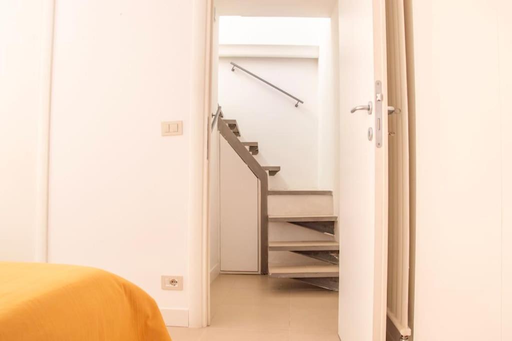 Suite Indipendente Su Due Livelli Rom Exteriör bild